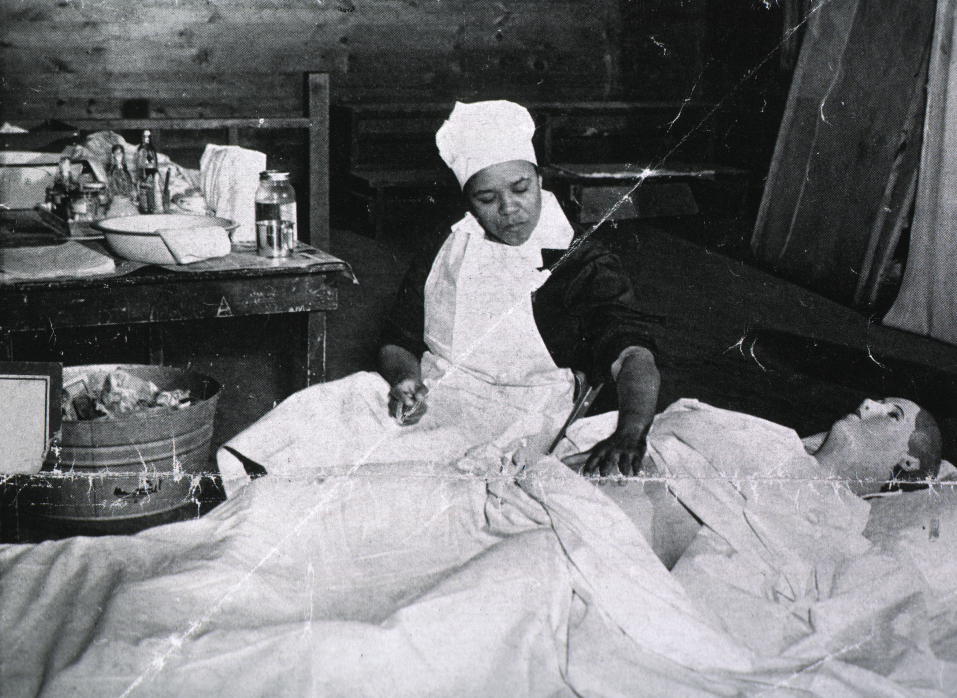 Mamie Odessa Hale Garland demonstrating how to time labor pains for correct delivery